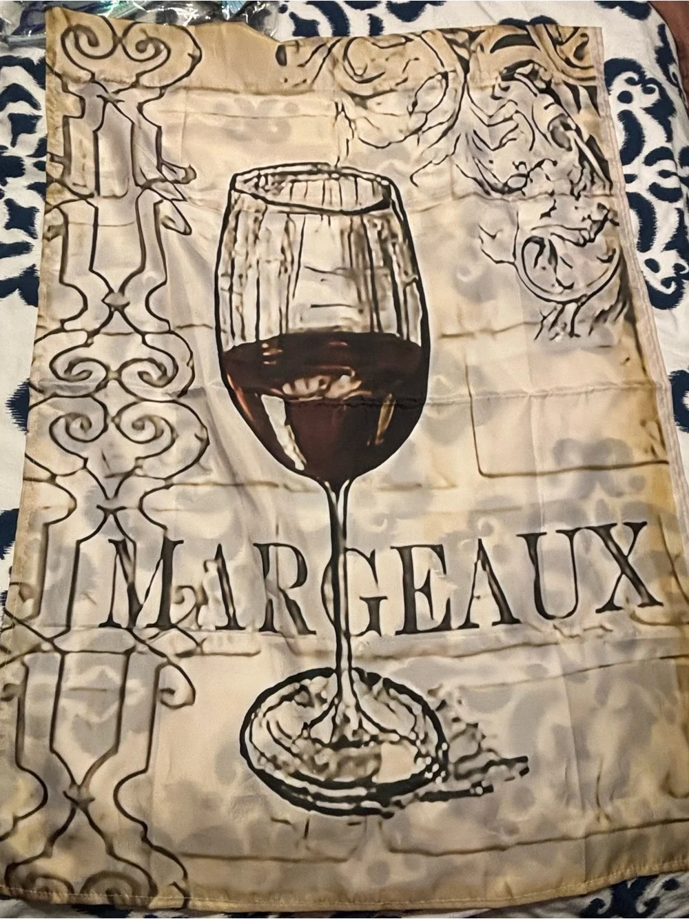 Wine Bottle & Grapes Print Kitchen Map & Curtains